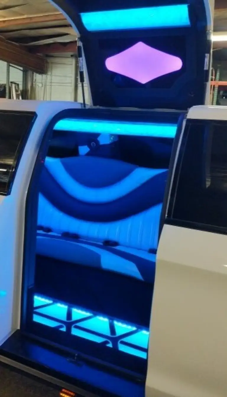 Alfa Romeo Stelvio limousine - 5