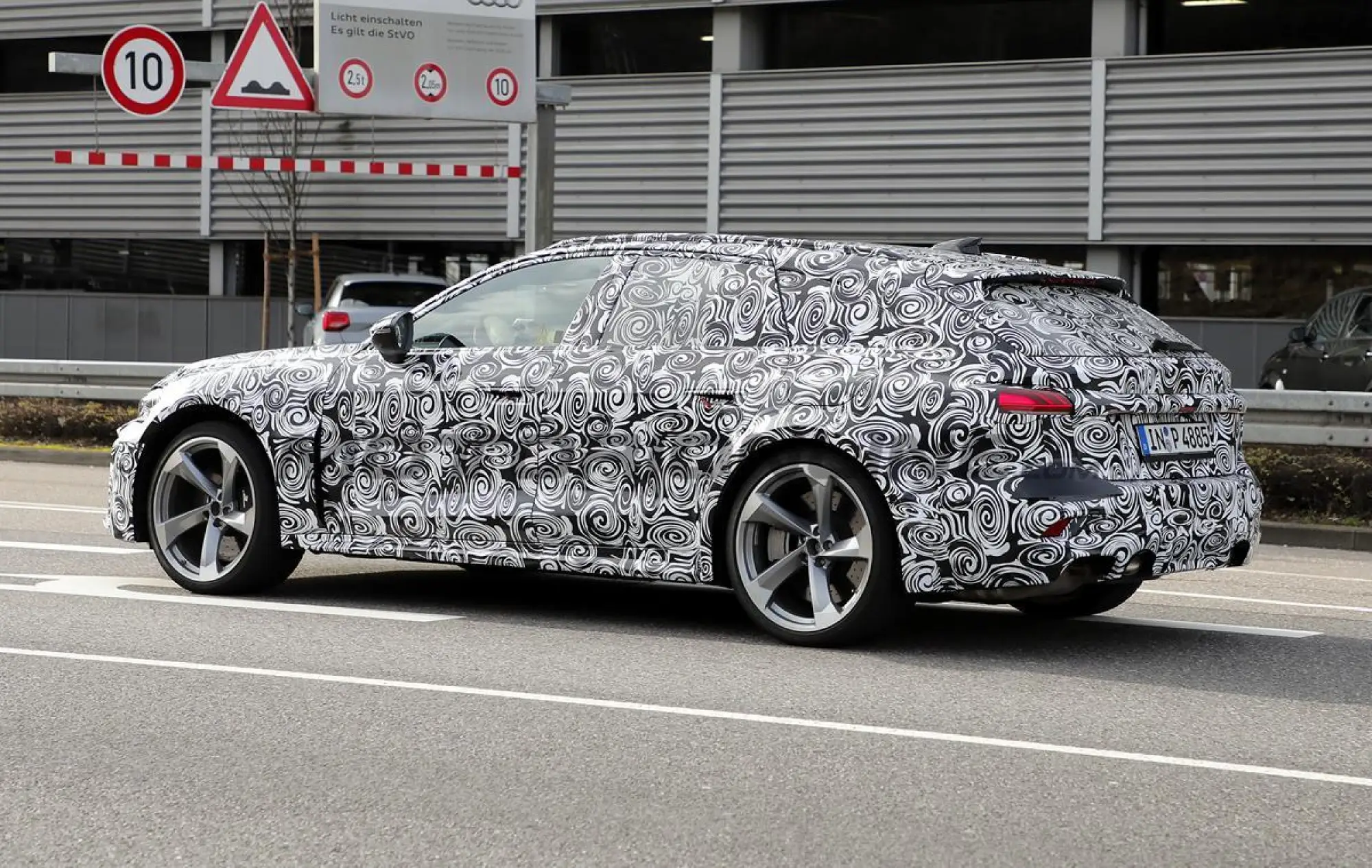 Audi RS5 2025 - Foto spia 25-01-2024 - 8
