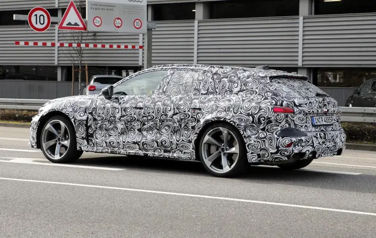 Audi RS5 2025 - Foto spia 25-01-2024 - 8