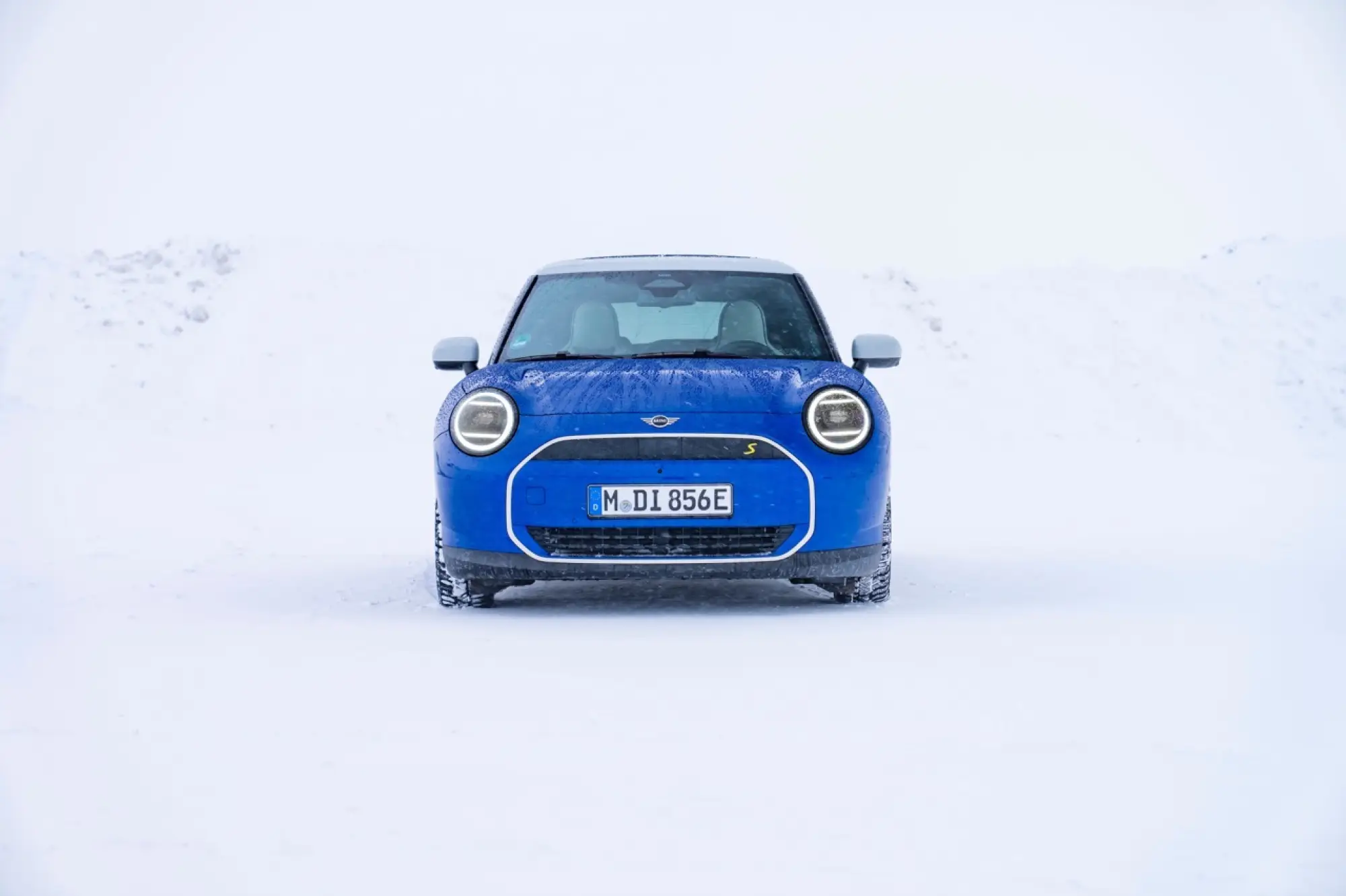 Mini Cooper SE - Foto neve - 9