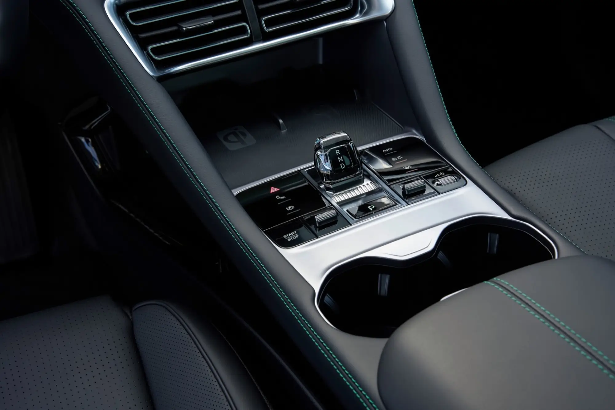 BYD Seal U - Foto ufficiali - 21