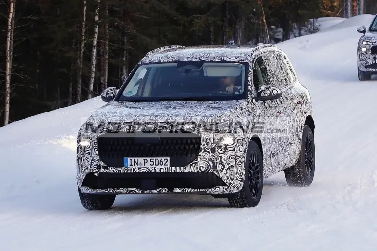 Audi Q9 - Foto spia 31-1-2024 - 2
