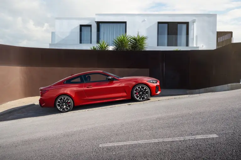 BMW Serie 4 2024 - Foto ufficiali - 7