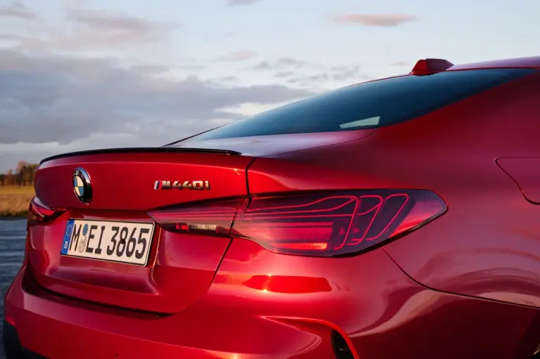 BMW Serie 4 2024 - Foto ufficiali - 17