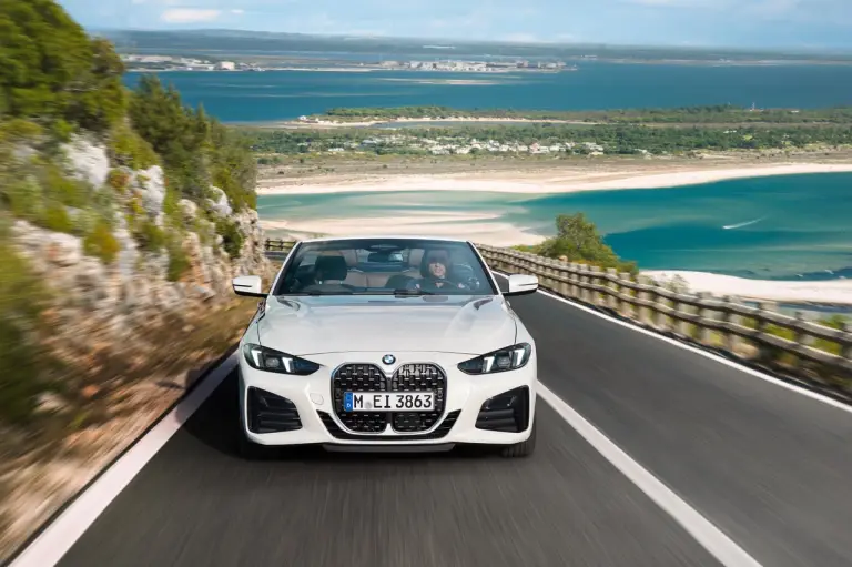 BMW Serie 4 2024 - Foto ufficiali - 29