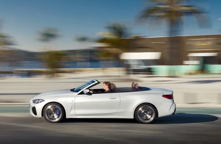 BMW Serie 4 2024 - Foto ufficiali - 31