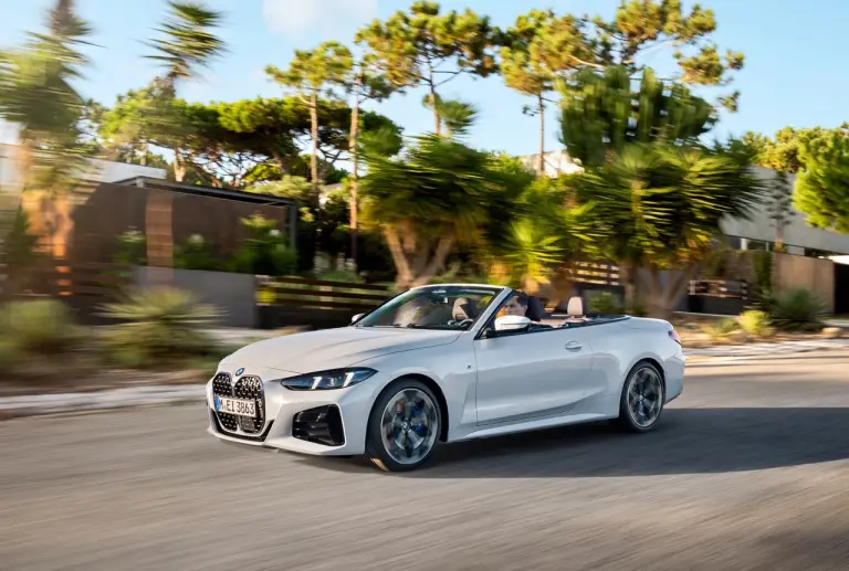 BMW Serie 4 2024 - Foto ufficiali - 32