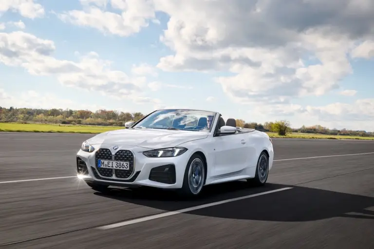 BMW Serie 4 2024 - Foto ufficiali - 33