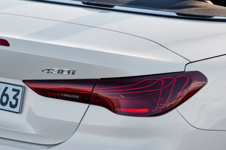 BMW Serie 4 2024 - Foto ufficiali - 37