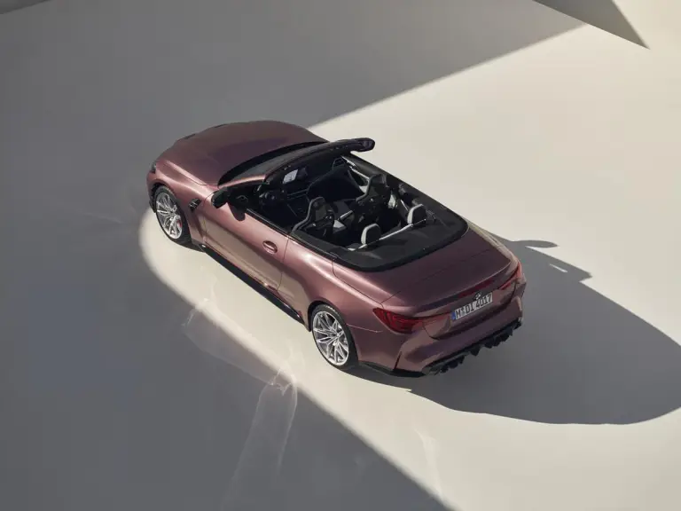 BMW M4 2024 - 35