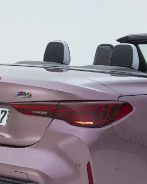 BMW M4 2024 - 41