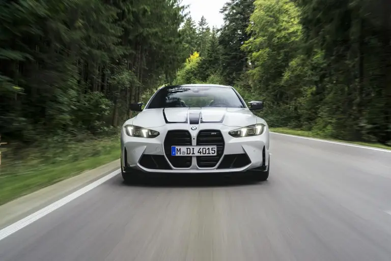 BMW M4 2024 - 42