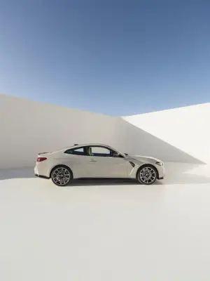BMW M4 2024 - 48