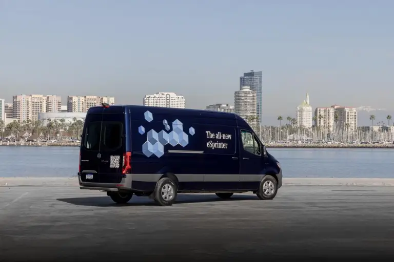Mercedes eSprinter 2024 - 14