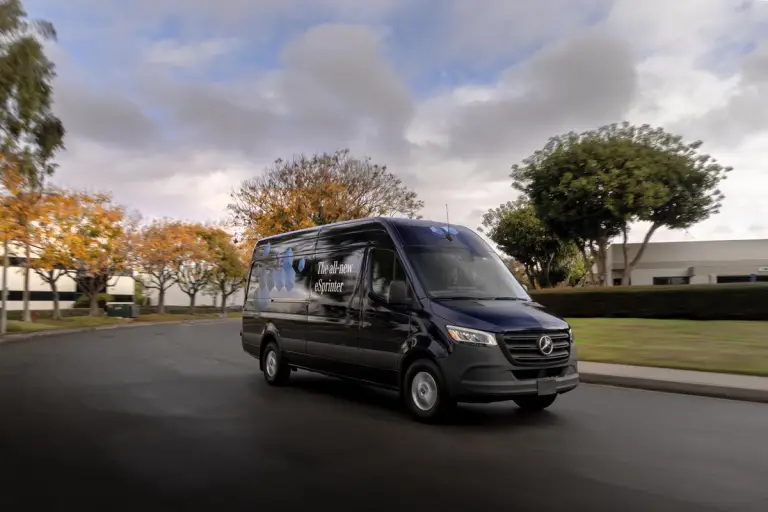 Mercedes eSprinter 2024 - 23