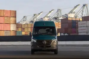 Mercedes eSprinter 2024 - 30