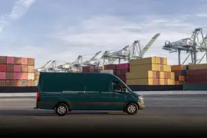 Mercedes eSprinter 2024 - 37