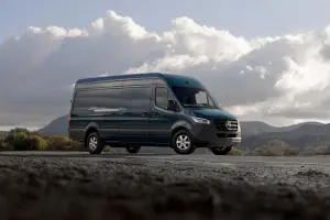 Mercedes eSprinter 2024 - 36