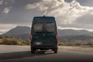 Mercedes eSprinter 2024 - 41
