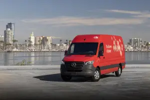 Mercedes eSprinter 2024 - 63