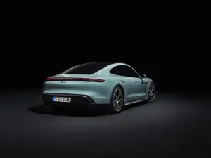 Porsche Taycan 2024