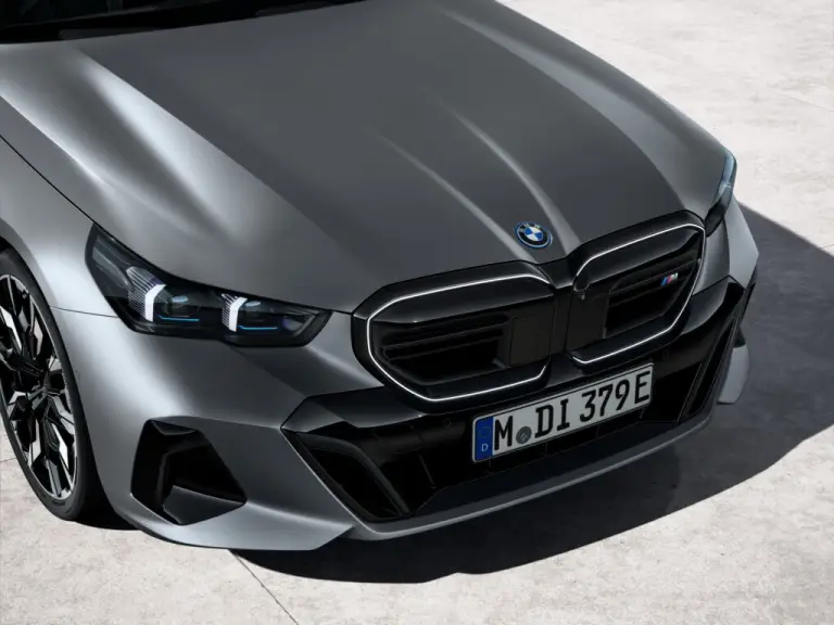 BMW Serie 5 Touring 2024 - 42