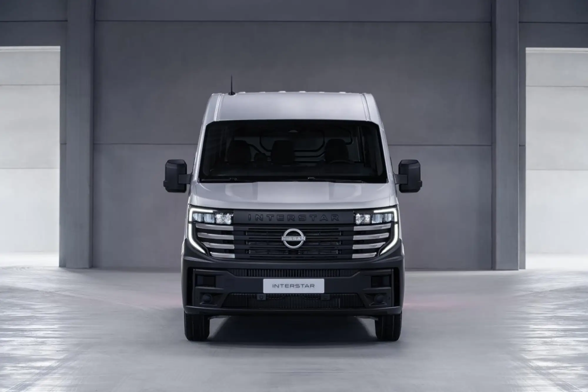 Nissan Interstar 2024 - 27