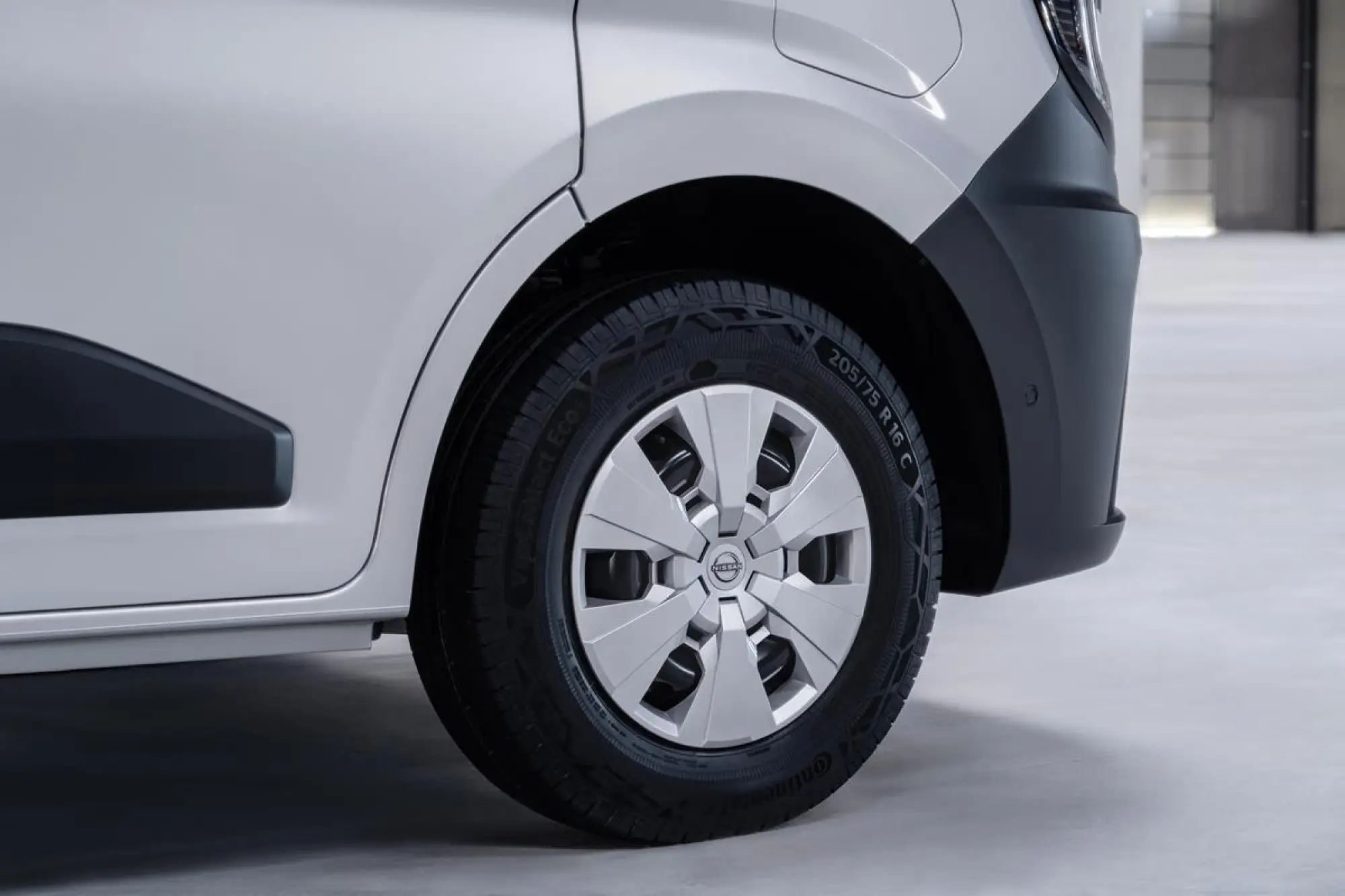 Nissan Interstar 2024 - 34