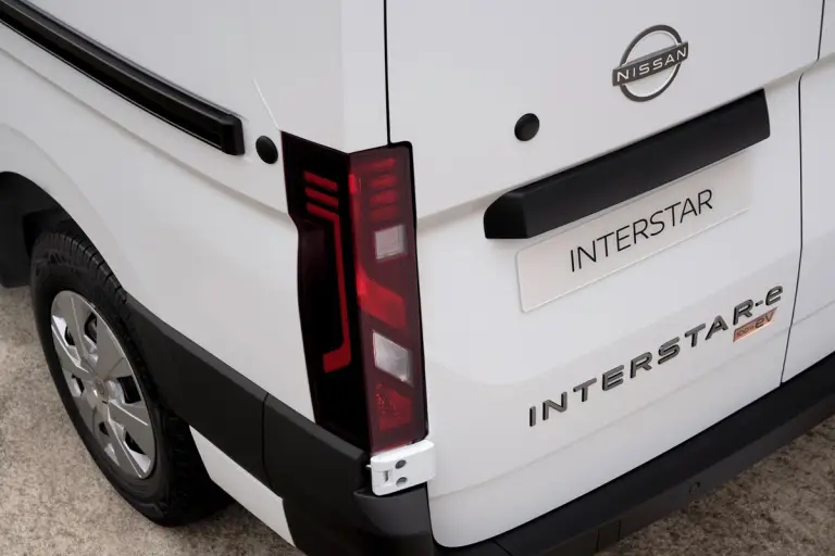 Nissan Interstar 2024 - 7
