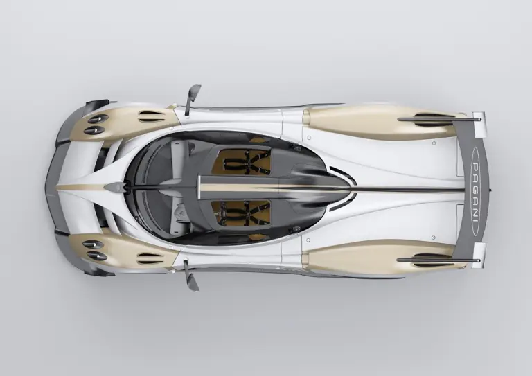 Pagani Huayra R Evo - 12