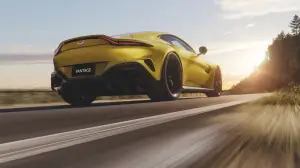 Aston Martin Vantage 2024 - Foto ufficiali