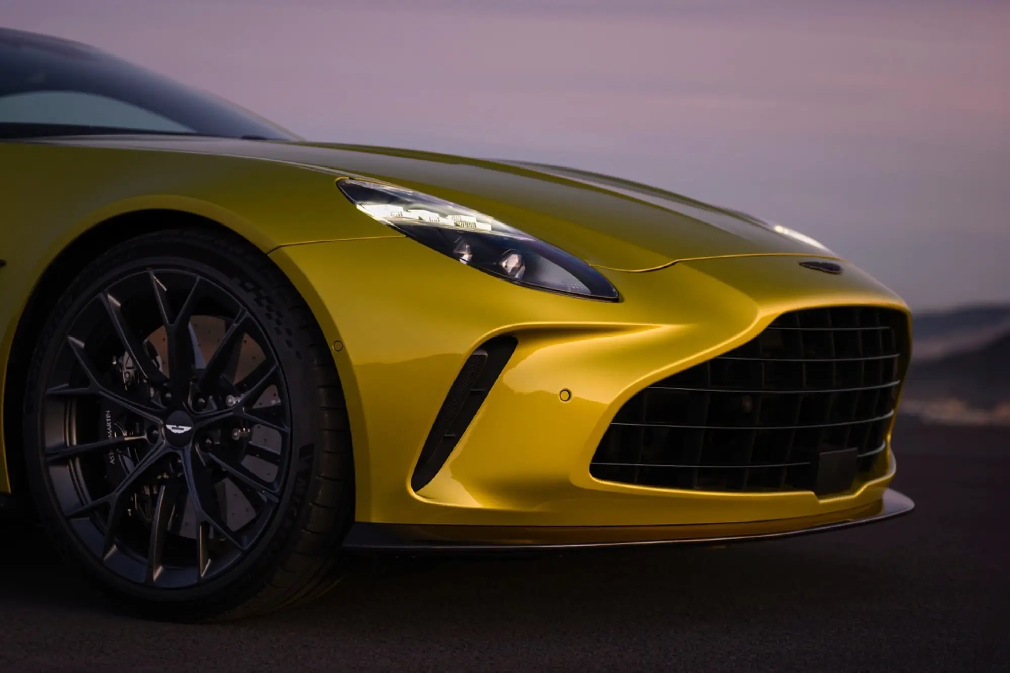 Aston Martin Vantage 2024 - Foto ufficiali - 30