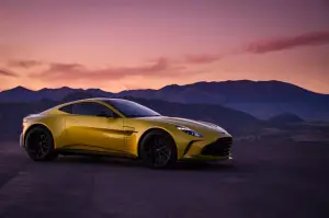 Aston Martin Vantage 2024 - Foto ufficiali
