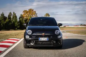 Abarth 695 75 Anniversario - Foto ufficiali