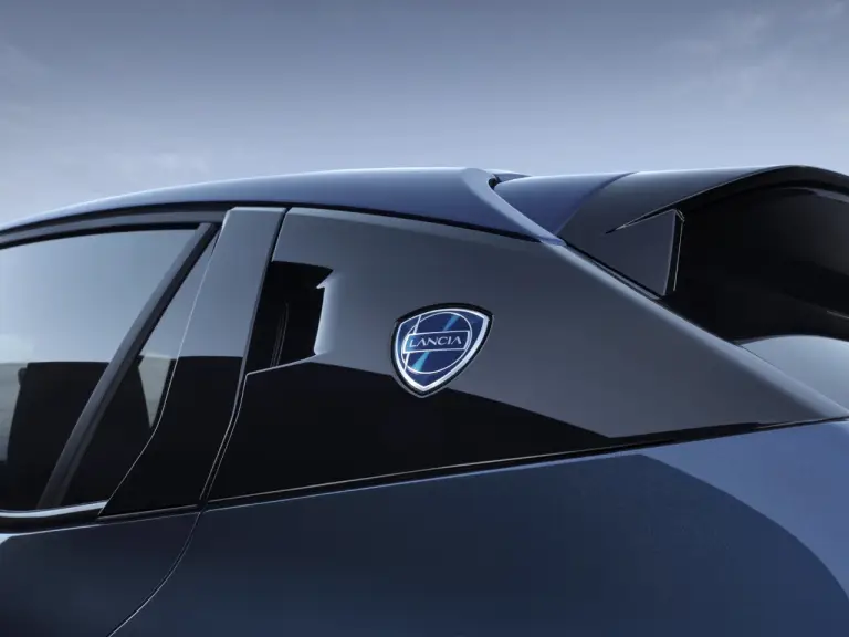 Nuova Lancia Ypsilon 2024 - 27