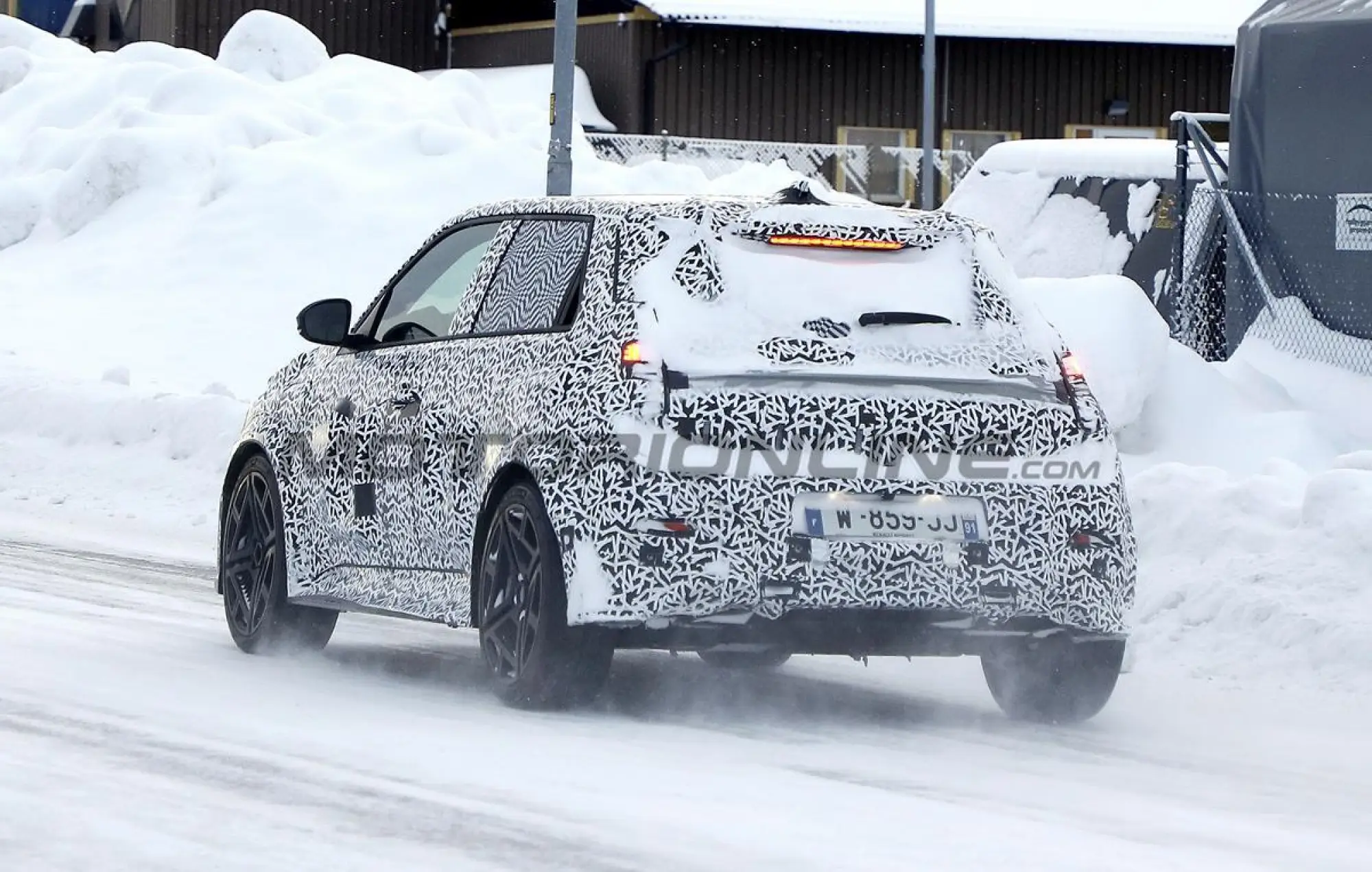 Alpine R5 - Foto spia 16-02-2024 - 9