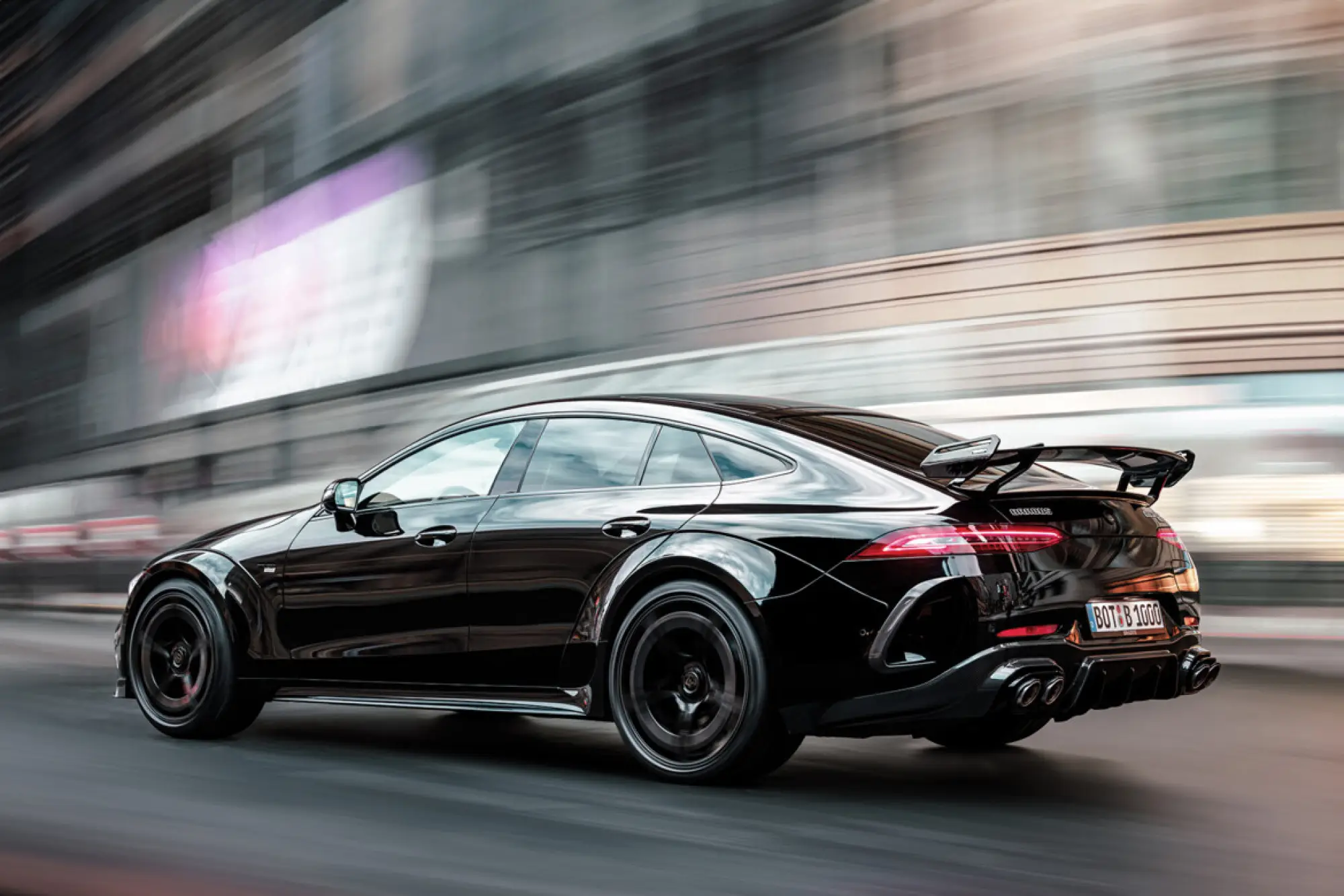 BRABUS Rocket 1000 - 1