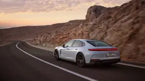 Porsche Panamera 2024 e-Hybrid - 6