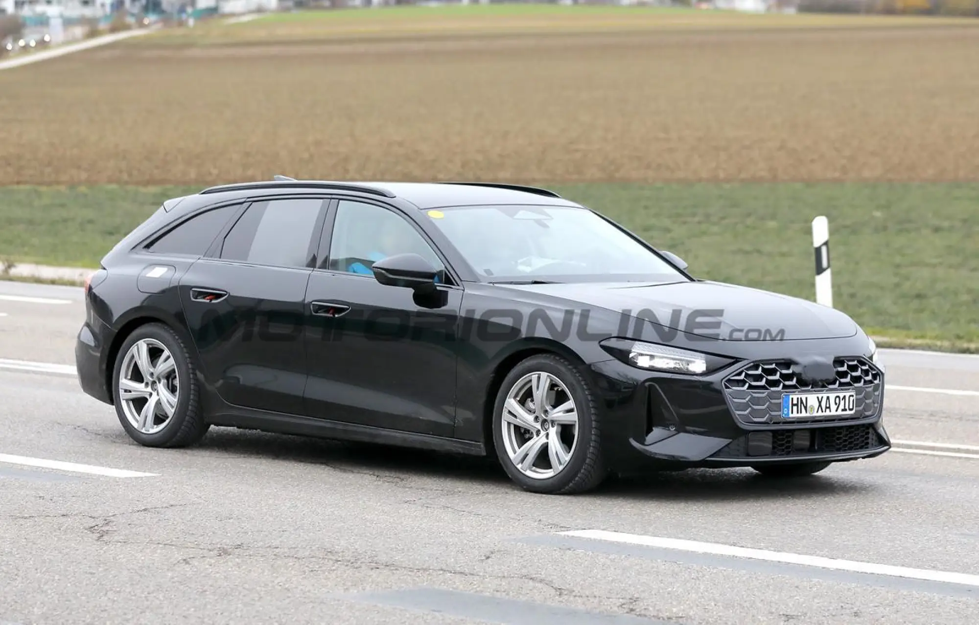 Audi A5 Avant - Foto spia 21-02-2024 - 4