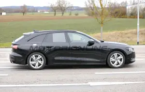 Audi A5 Avant - Foto spia 21-02-2024 - 7