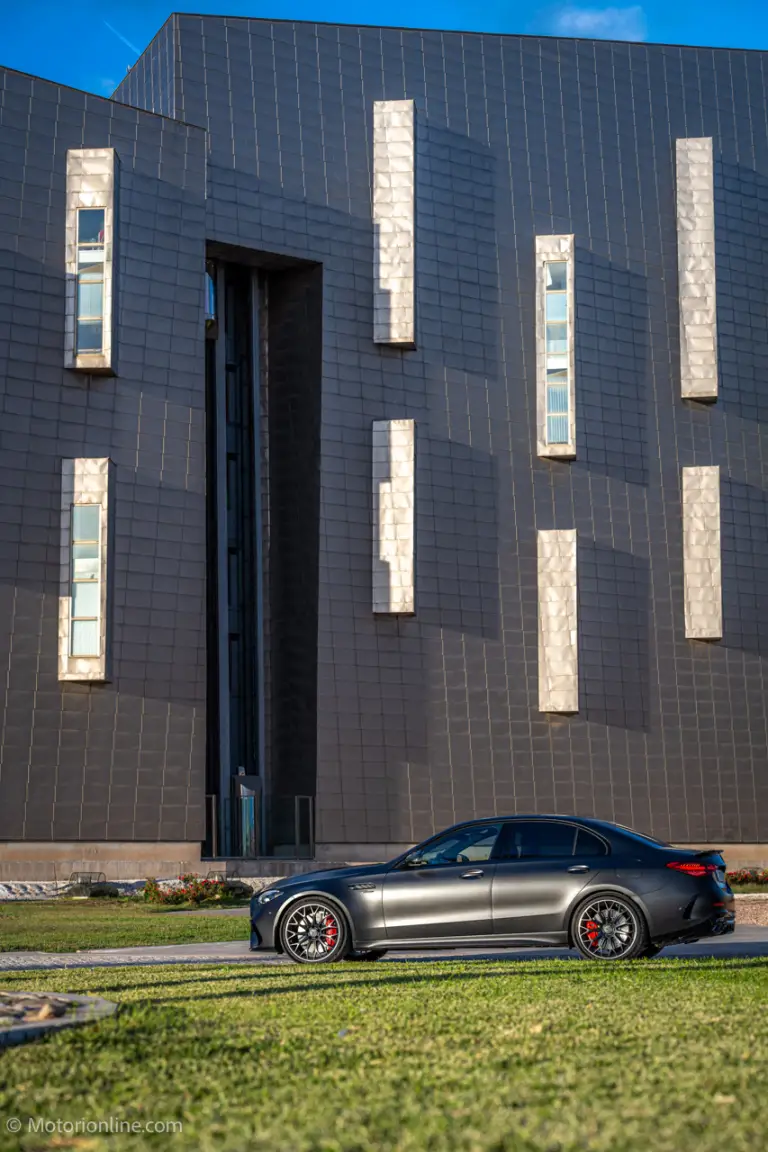 Mercedes C 63 AMG S E-Performance - Prova su strada - 12