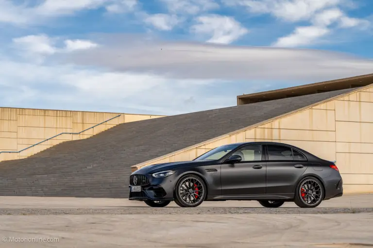 Mercedes C 63 AMG S E-Performance - Prova su strada - 26