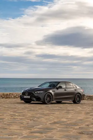 Mercedes C 63 AMG S E-Performance - Prova su strada