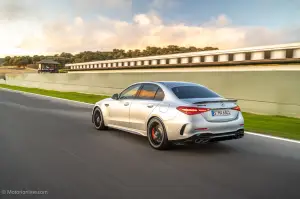 Mercedes C 63 AMG S E-Performance - Prova su strada