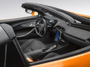 McLaren Artura Spider - 30