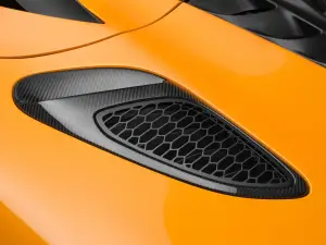 McLaren Artura Spider - 18