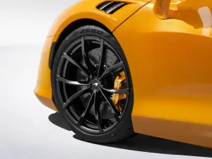 McLaren Artura Spider - 16