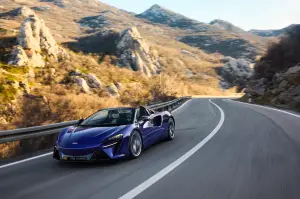 McLaren Artura Spider - 13