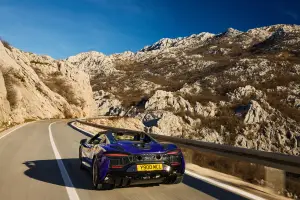 McLaren Artura Spider - 10