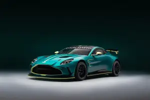 Aston Martin Vantage GT4 2024 - 5